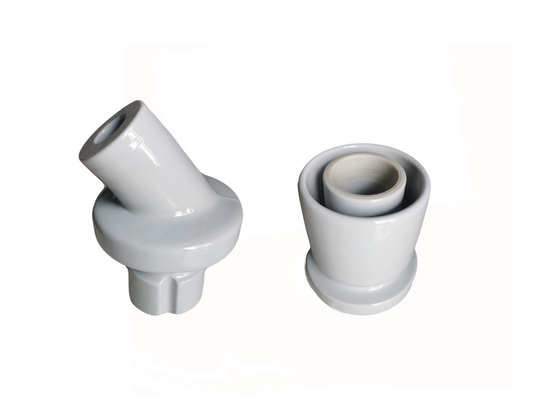 Dostępne izolatory porcelanowe o różnych kształtach / OEM