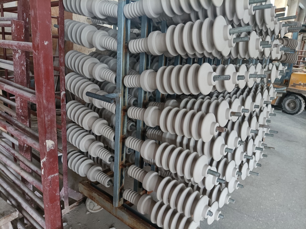 Norma IEC 25,8 kV Oil ASS Porcelain Tuleja Brązowa przeszklona OEM