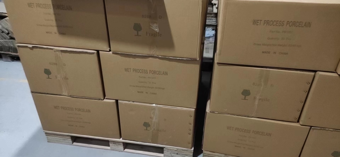 Brązowy szkliwiony izolator porcelanowy transformatora DT1-630 dostępny OEM