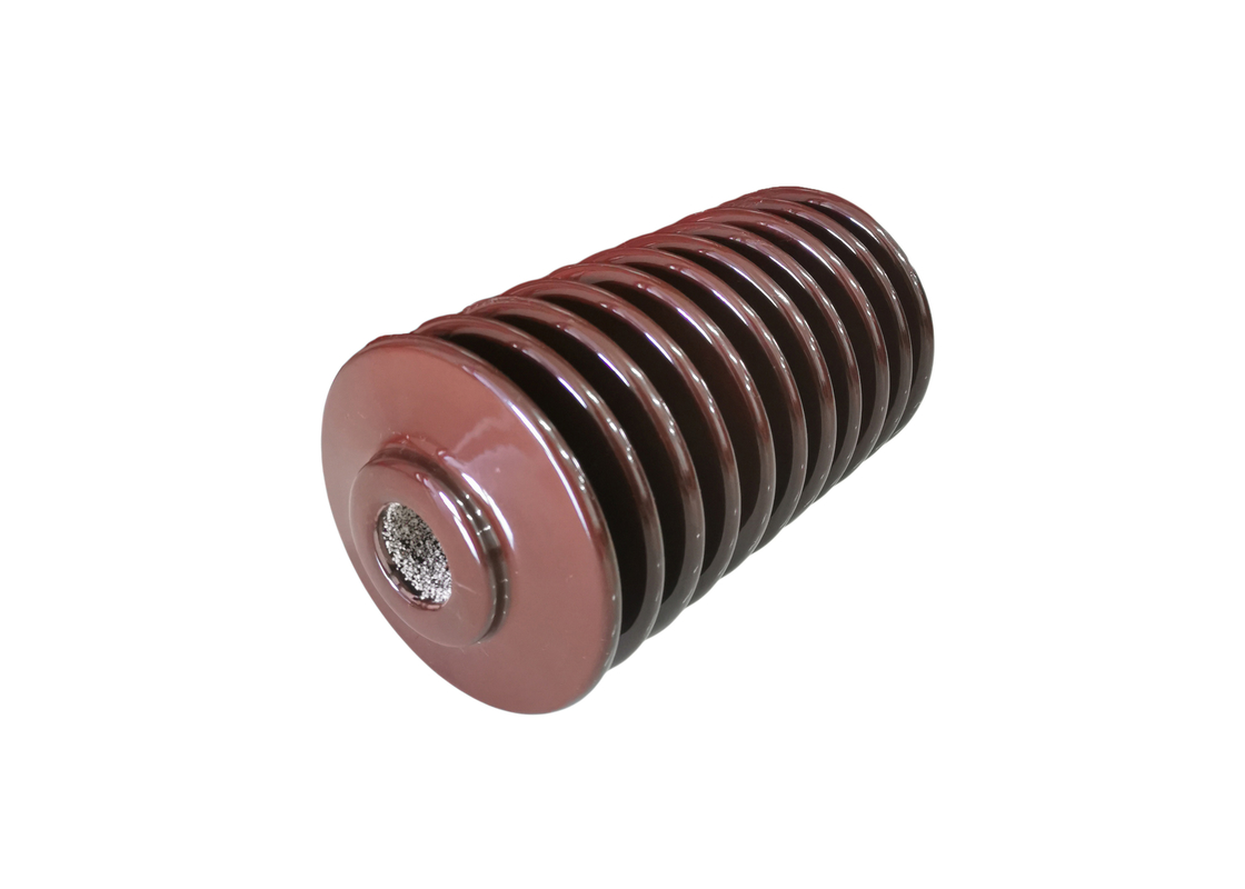 Szkliwione izolatory ceramiczne dystansowe 7,5 kV 22,3 kN