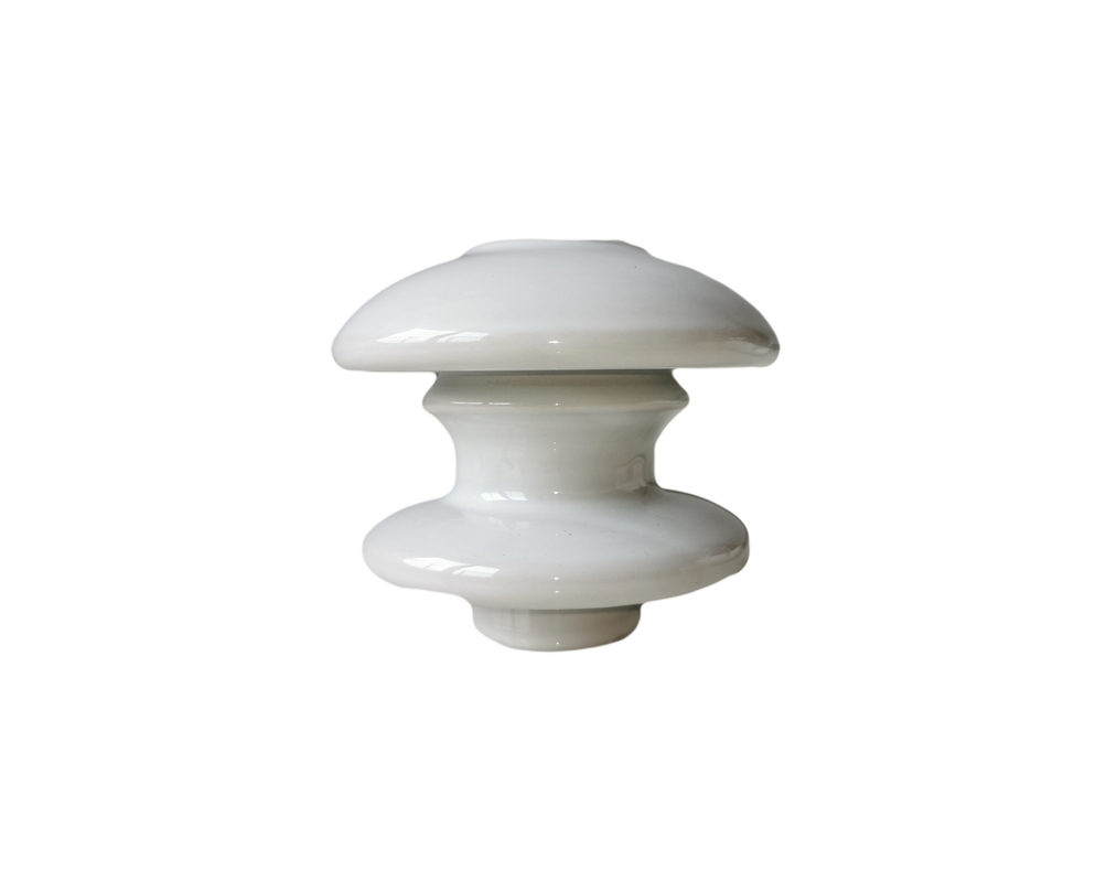 Standardowe izolatory szpuli porcelanowej OEM 1.5KV IEC