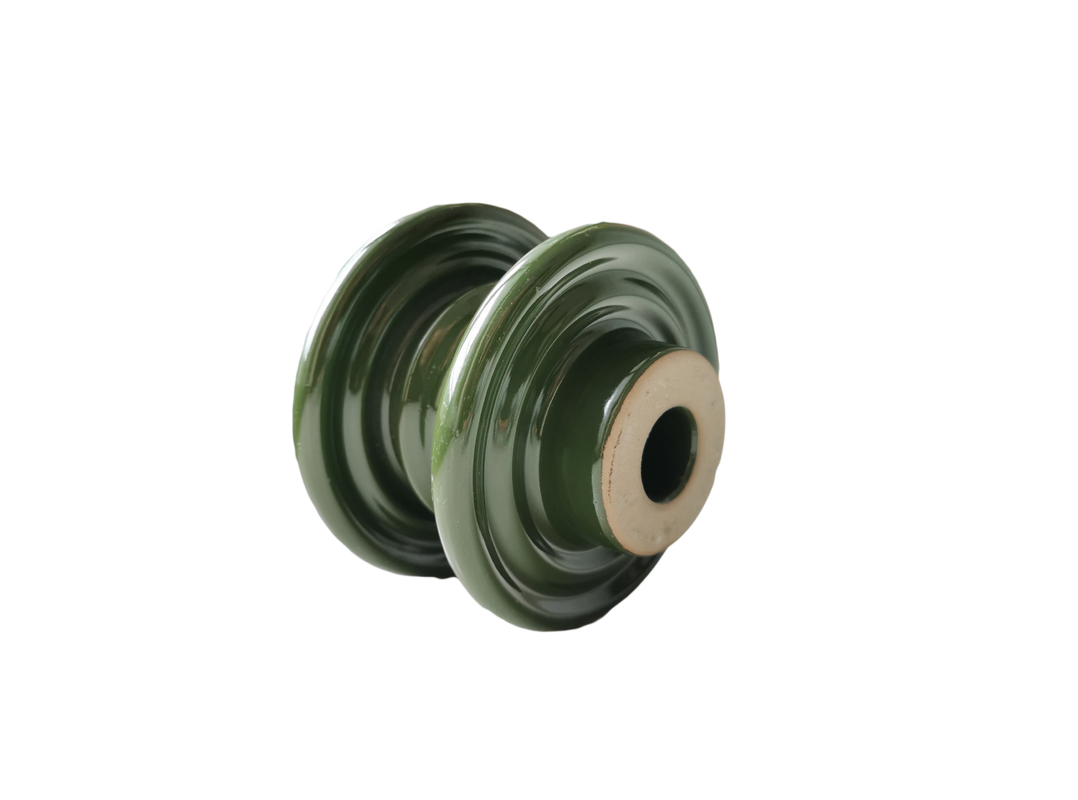 Zielony kolor Standardowy izolator typu szpuli 1,5 kV ANSI