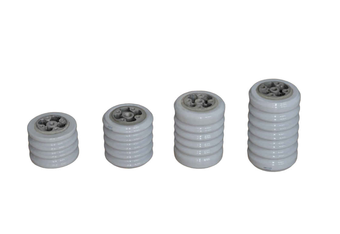 Jasnoszare izolatory porcelanowe 5kV ANSI A20-1