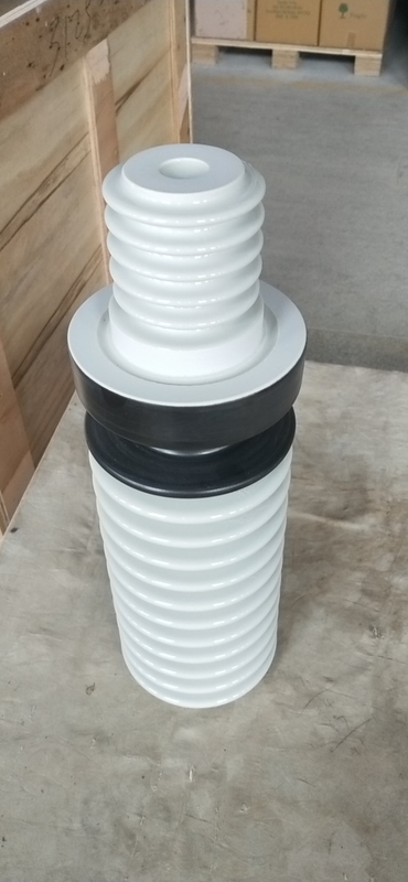 IEC Standard 36kV 12Sheds Tuleja z izolacją gazową Biały kolor OEM
