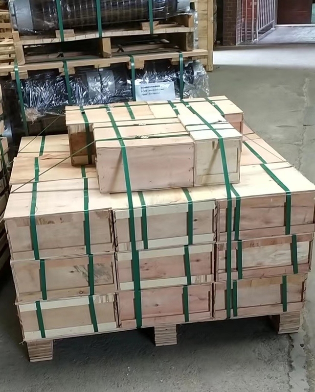 Szara przeszklona stacja słupowa izolator porcelanowy elektryczny 8,9 kN ANSI TR-208 OEM
